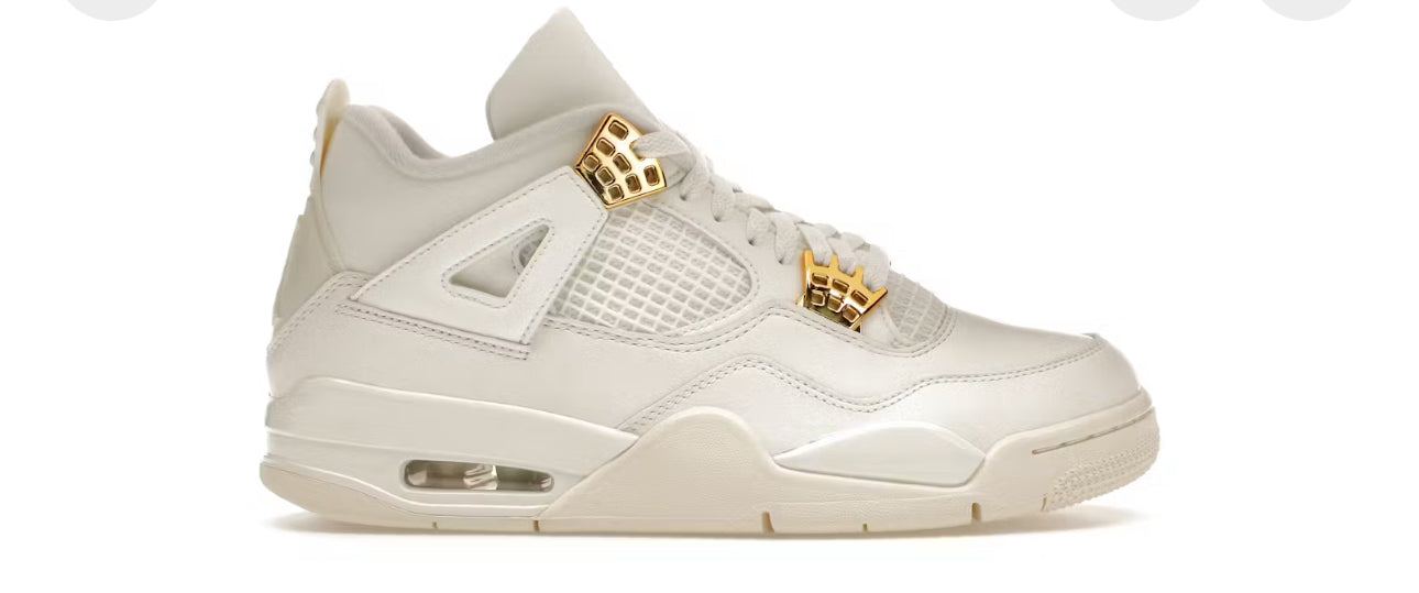 Jordan 4 Retro en dorado metalizado