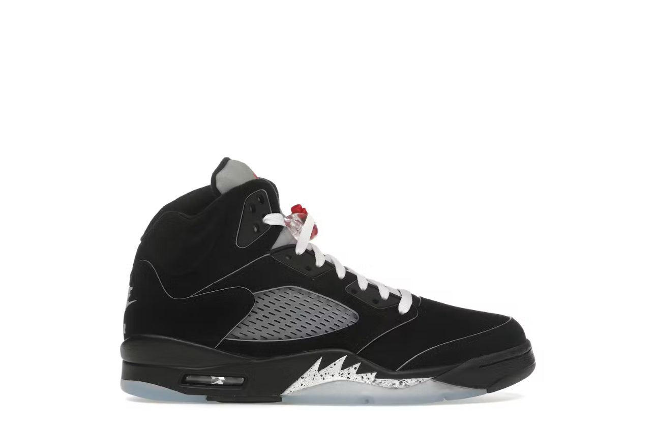 Jordan 5 Retro OG
Black Metallic Reimagined