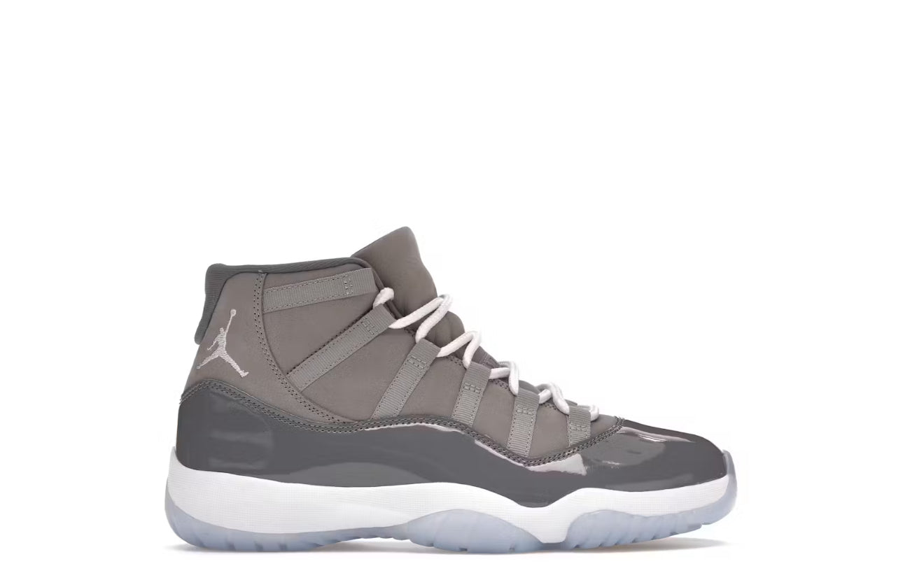 Jordan 11 Retro en gris hielo (2021)